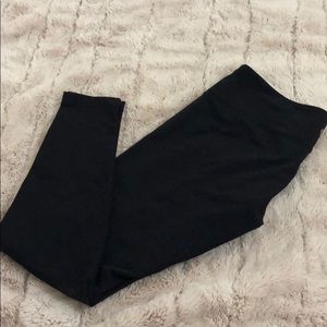 Lulu lemon black leggings classic fit